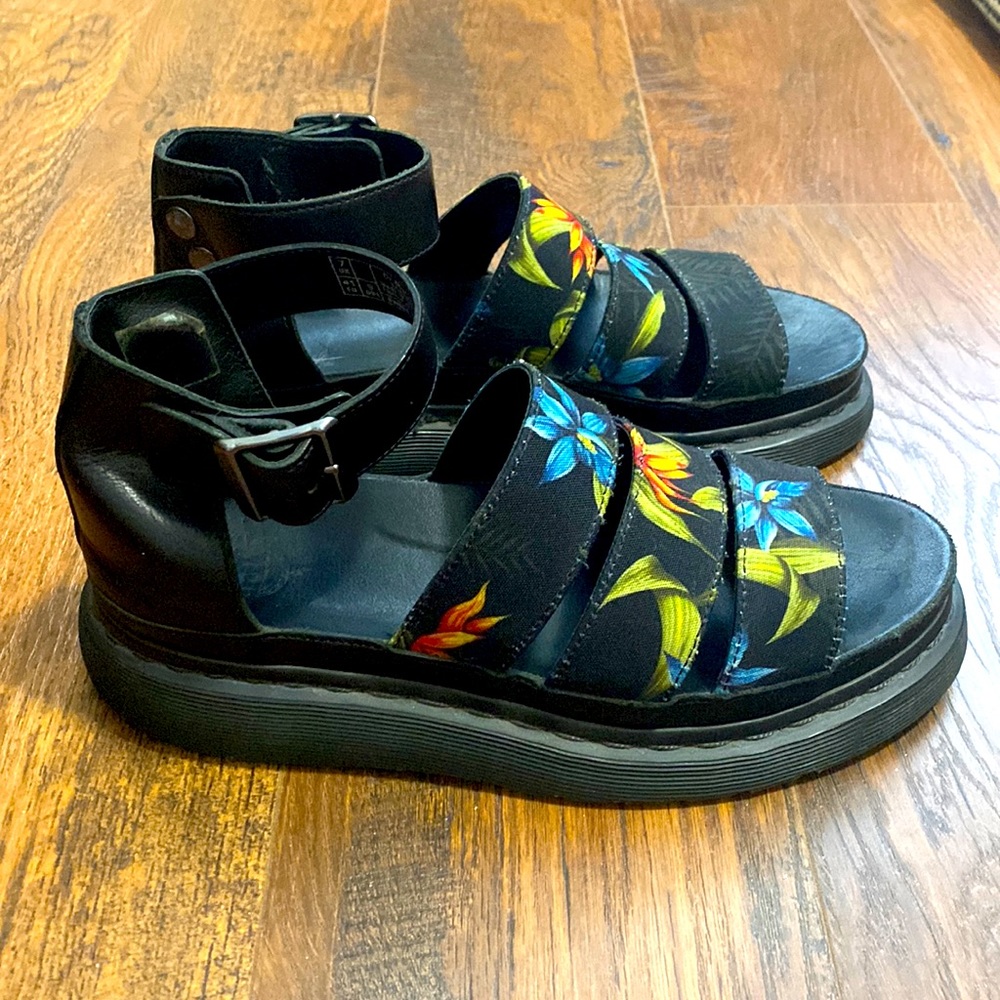 Dr.Martens